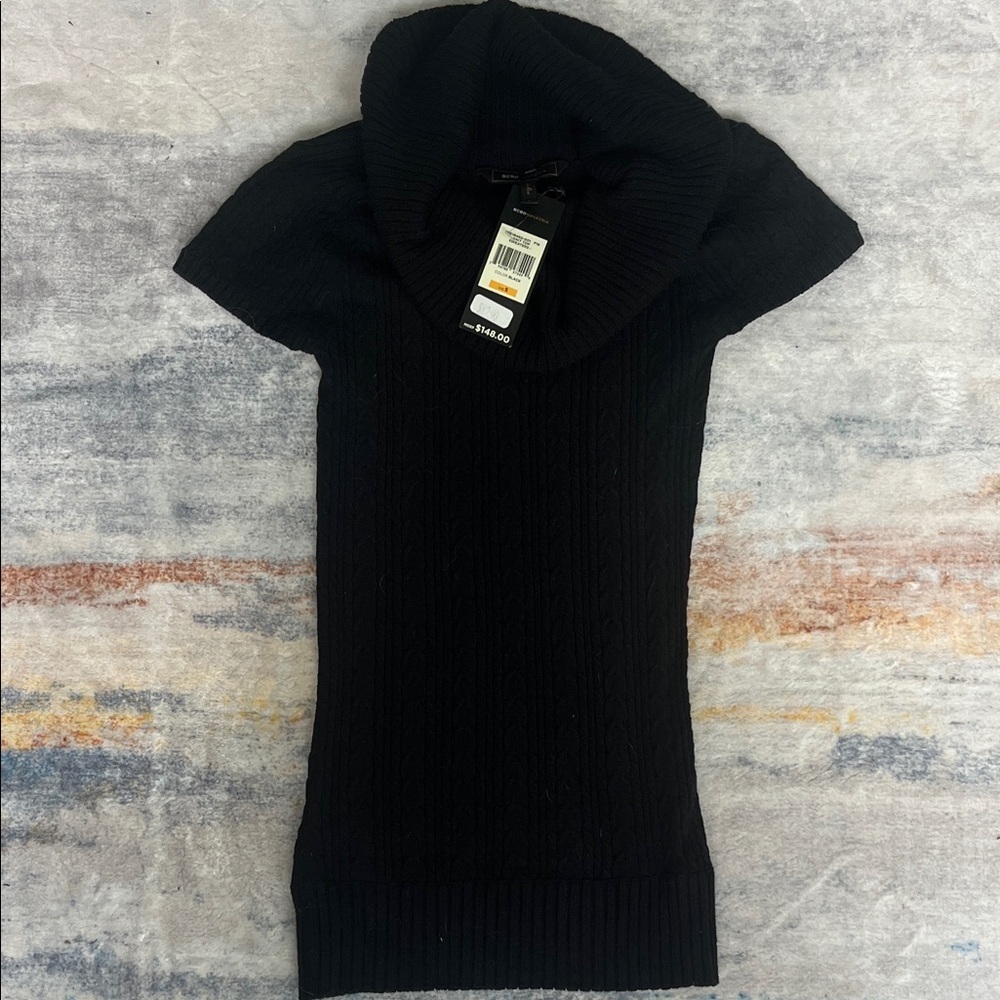 (005)BCBGMaxAzria Black Knit Top